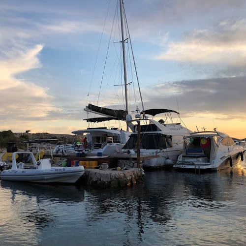 Otok Kornat Uvala Koromačna Nacionalni park Kornati, 22243, Murter