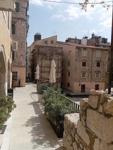 Premier Bar - Gastronomija i ugostiteljstvo