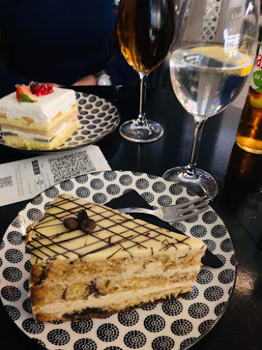 Opinii despre Slastičarnica GOLD by Waldinger în Osijek - Gastronomija i ugostiteljstvo