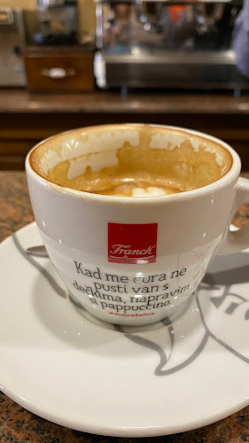 Opinii despre Caffe Bar Putnik în Beli Manastir - Gastronomija i ugostiteljstvo