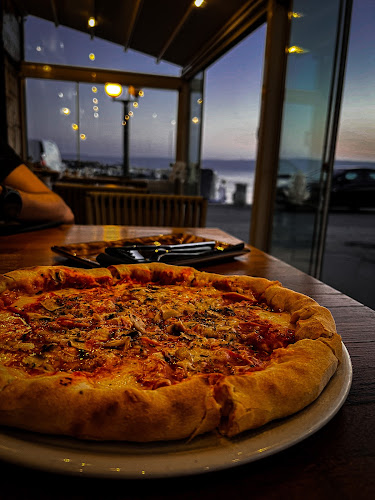 Obala kralja Tomislava 24, 21217, Kaštel Novi