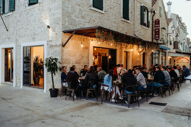 Strikoman's Bistro - Vodice