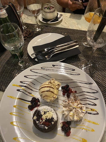 Šetalište Dr. Franje Tuđmana 13, 21300, Makarska