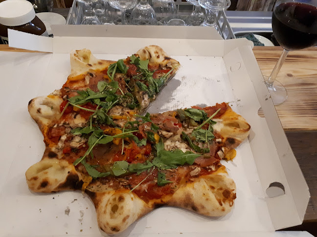 La piazza - Gastronomija i ugostiteljstvo