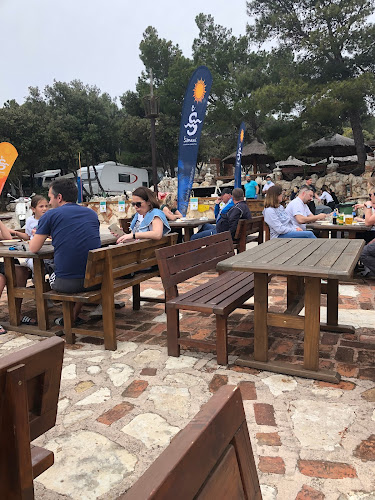 Mali Raj - Gastronomija i ugostiteljstvo