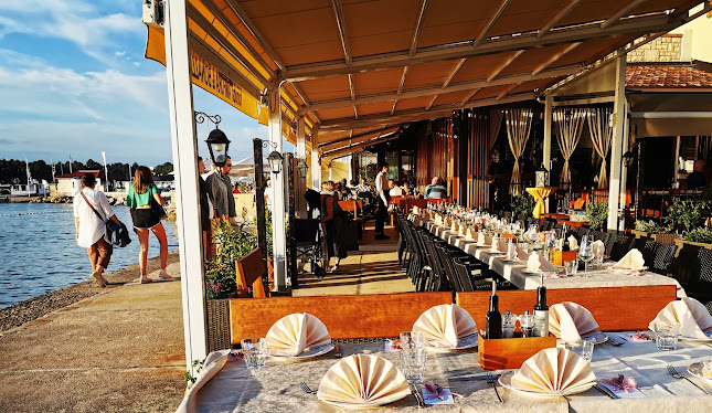 Opinii despre Gostionica "Bonazza" în Novigrad - Gastronomija i ugostiteljstvo