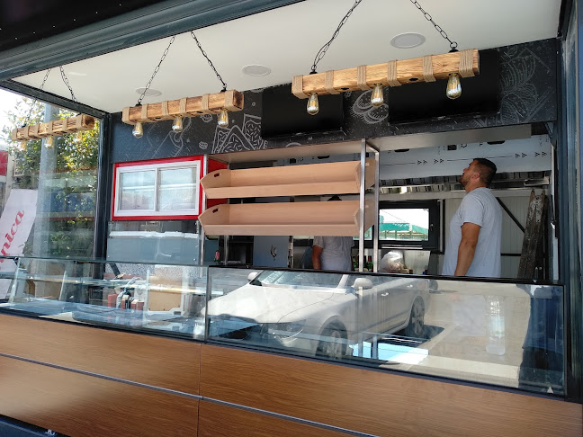 Pekara Pirovac - Gastronomija i ugostiteljstvo