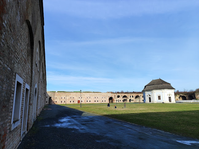 Comentarii opinii despre Kapelanov stan