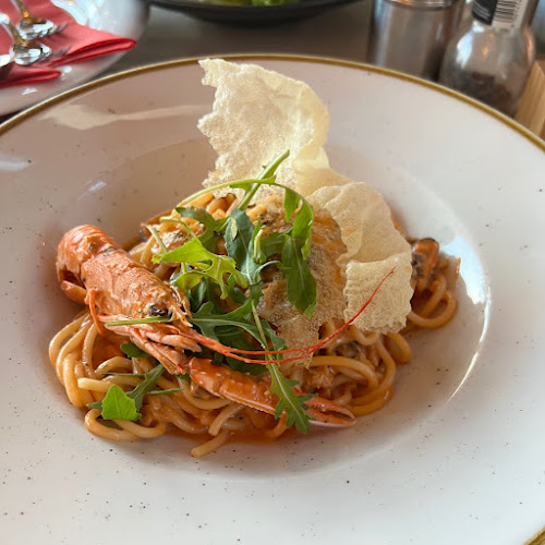 Opinii despre Matteo în Makarska - Gastronomija i ugostiteljstvo