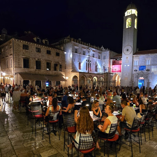 La Bodega Dubrovnik sushi & burger bar - Dubrovnik