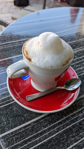 Caffe bar Labirin - Gastronomija i ugostiteljstvo