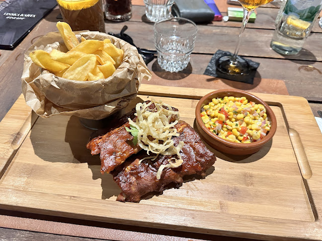 Harbor CookHouse & Club