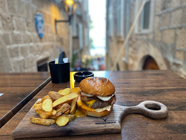 Opinii despre Čep & Chill Pub în Korčula - Gastronomija i ugostiteljstvo