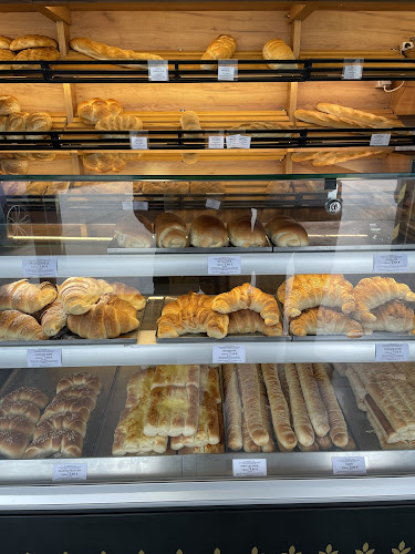 Opinii despre Pekara Anita 0-24 în Kaštel Sućurac - Gastronomija i ugostiteljstvo