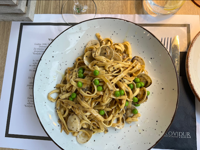 Providur restaurant & wine bar - Gastronomija i ugostiteljstvo