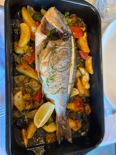 Obala, Fabrika 31, 21450, Hvar