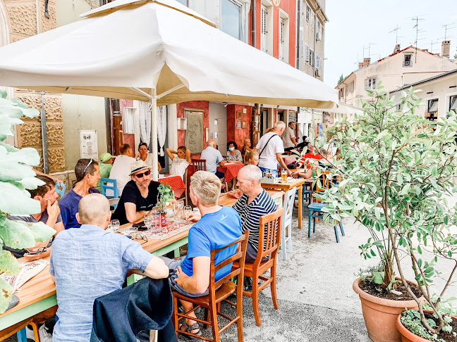 Opinii despre Restoran Momento în Pula - Gastronomija i ugostiteljstvo