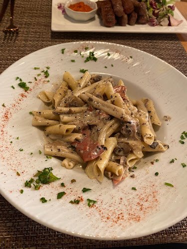 Opinii despre Oh!LaLa Konoba Pizzeria în Split - Gastronomija i ugostiteljstvo