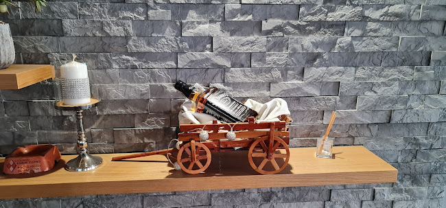 Jadranska ul., 20350, Metković