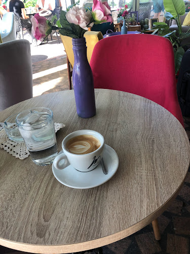 Opinii despre Caffe bar Striga în Rijeka - Gastronomija i ugostiteljstvo