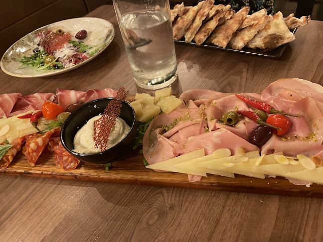 San Servolo Delicatesse & Snack Bar