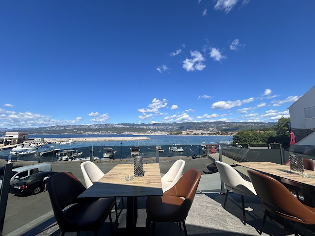 Comentarii opinii despre Bistro Macao & Catering