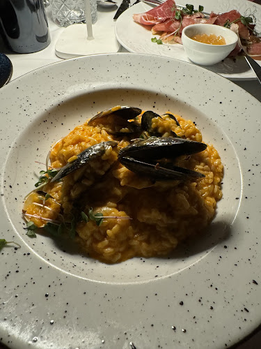 Opinii despre Forty Four Restaurant în Dubrovnik - Gastronomija i ugostiteljstvo