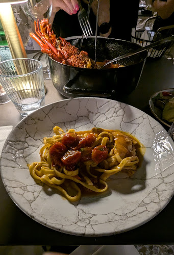 Opinii despre Paradise Garden Hvar în Hvar - Gastronomija i ugostiteljstvo