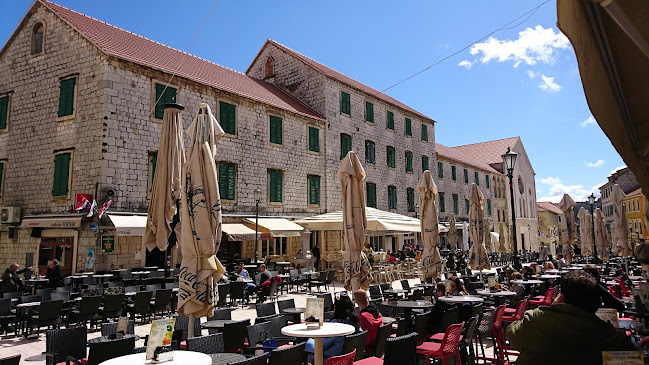 Opinii despre Caffe Bar Kamičak în Sinj - Gastronomija i ugostiteljstvo