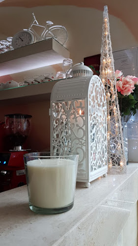 Roses & Coffee caffe bar - Zagreb