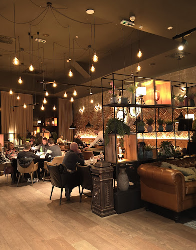 Av. Većeslava Holjevca 62, 10000, Buzin