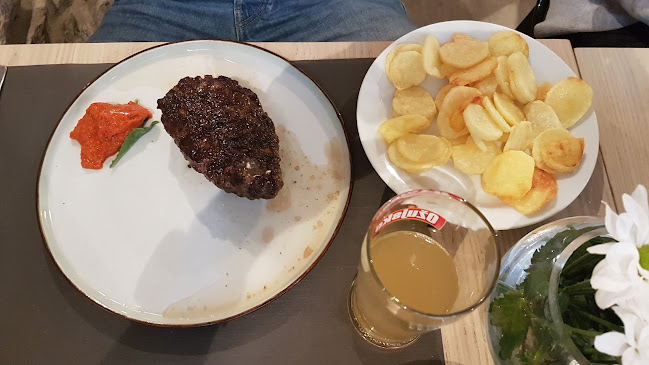 Knezova Kačića 13, 21310, Omiš