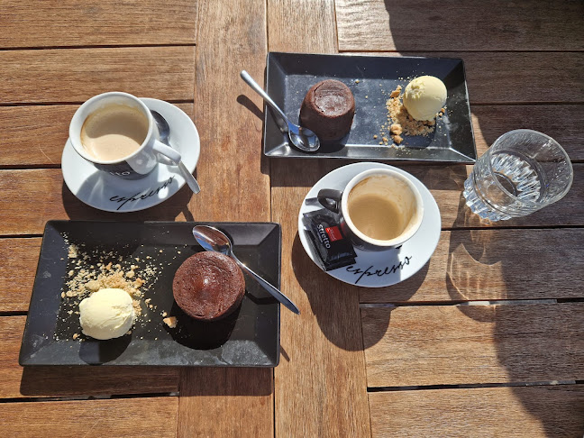 Comentarii opinii despre Harbor CookHouse & Club