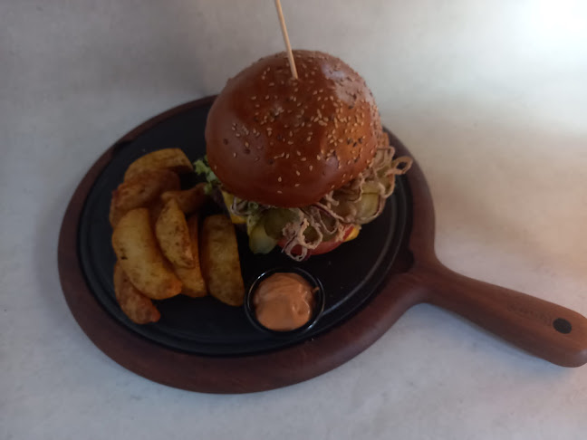 Comentarii opinii despre Bistro & pizzeria Piccolo Zagreb