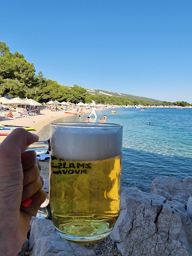 Opinii despre Beach Bar 'Harpoon' în Šimuni - Gastronomija i ugostiteljstvo