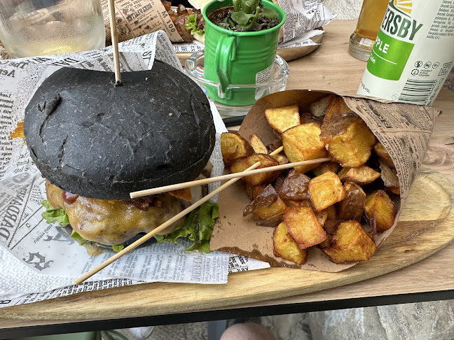 Opinii despre Misto Street Food & Bar în Split - Gastronomija i ugostiteljstvo