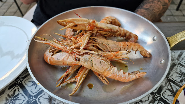 Opinii despre Bistro Adria în Novi Vinodolski - Gastronomija i ugostiteljstvo