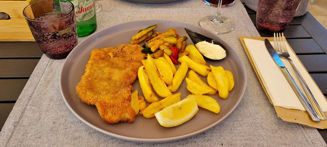 Opinii despre Uvala Restaurant în Rovinj - Gastronomija i ugostiteljstvo