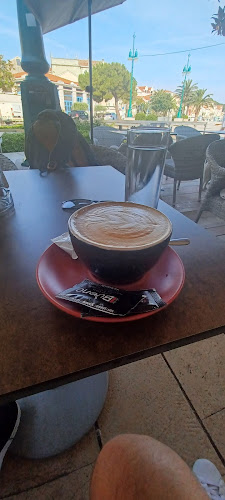 Coffee House Bueno - Gastronomija i ugostiteljstvo