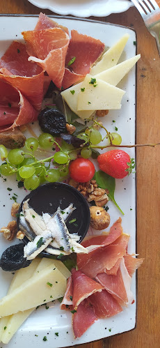 Comentarii opinii despre Bistro Macao & Catering