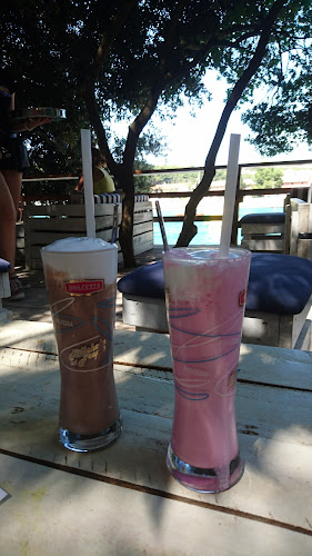 Beach Bar LaPlaya - Gastronomija i ugostiteljstvo