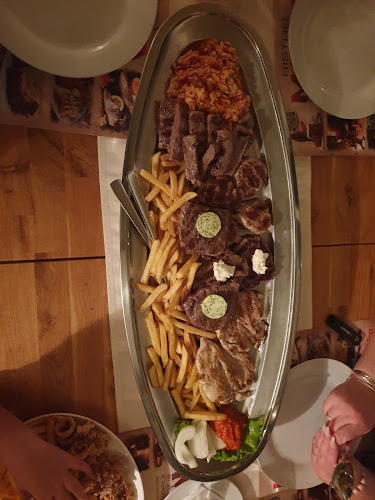 Restoran Mika - Gastronomija i ugostiteljstvo