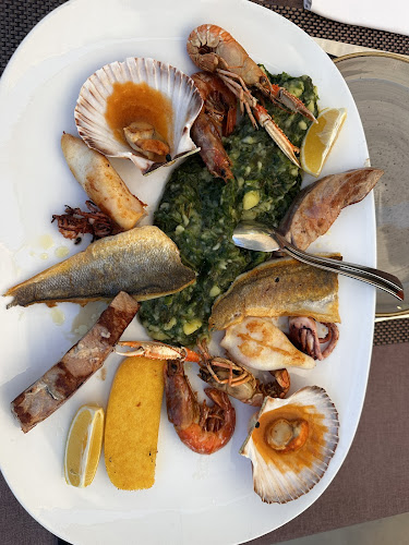 Opinii despre Barba Danilo's Wine, Aperitifs & Istrian Snacks în Rovinj - Gastronomija i ugostiteljstvo