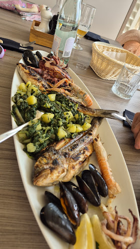 TORETA Cafe & Restaurant - Gastronomija i ugostiteljstvo