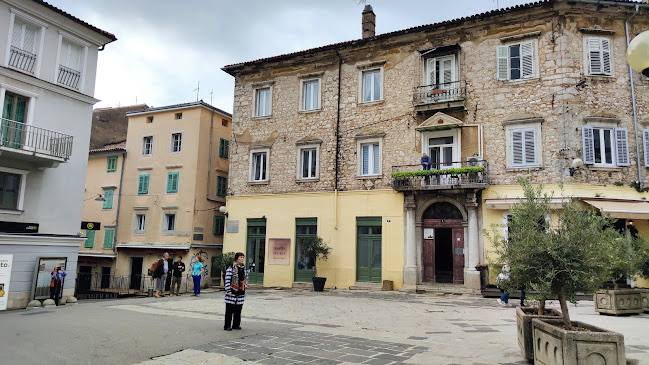 Ul. Andrije Medulića 7, 51000, Rijeka