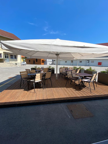 Opinii despre Caffe bar Tehnodom în Donja Dubrava - Gastronomija i ugostiteljstvo