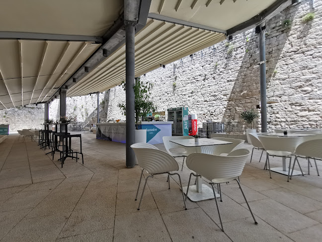 Comentarii opinii despre Castrum coffee & more