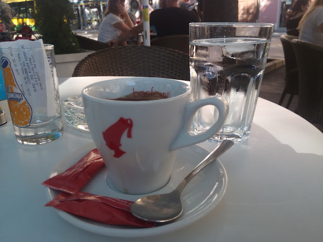 SLOT & KAFFE BAR PULA - Gastronomija i ugostiteljstvo