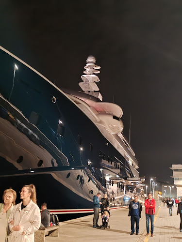 Putnički terminal, Lukobran 1, 51000, Rijeka