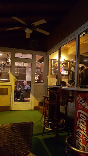 Opinii despre Caffe bar A1 în Zagreb - Gastronomija i ugostiteljstvo